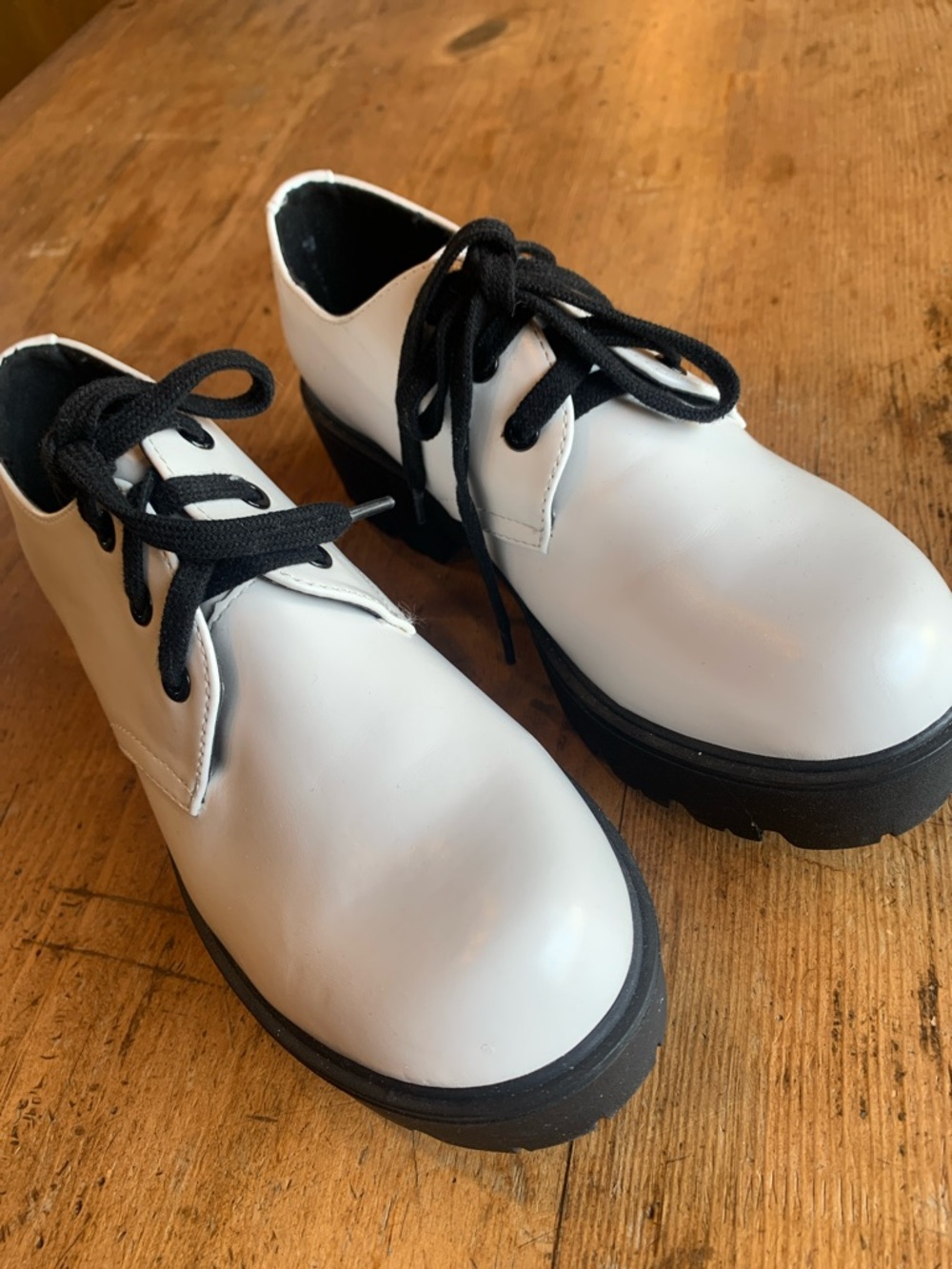 Coconuts by Matisse White and Black Oxfords